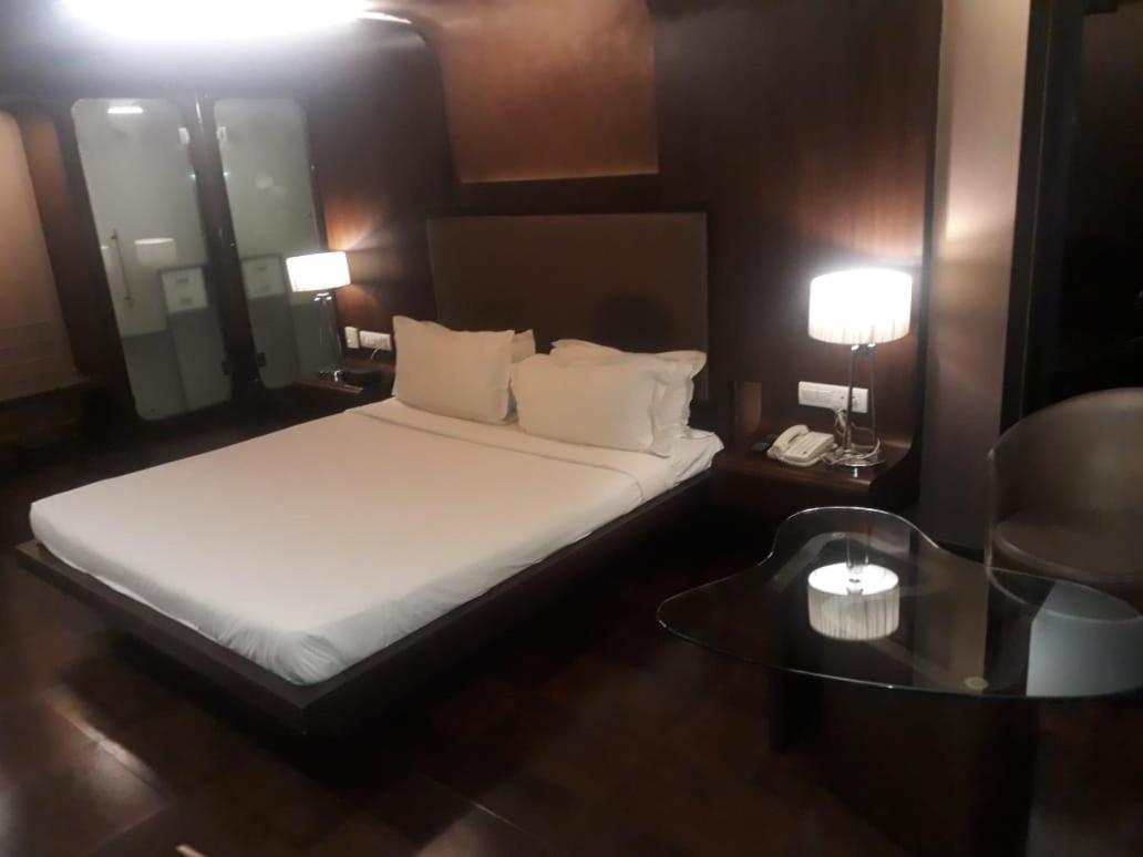 Cocoon Luxury Business Hotel Dhanbād Buitenkant foto